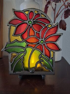 Vintage 1984 Action Industries Tiffany Style Poinsettia Stained Glass Glo Candle